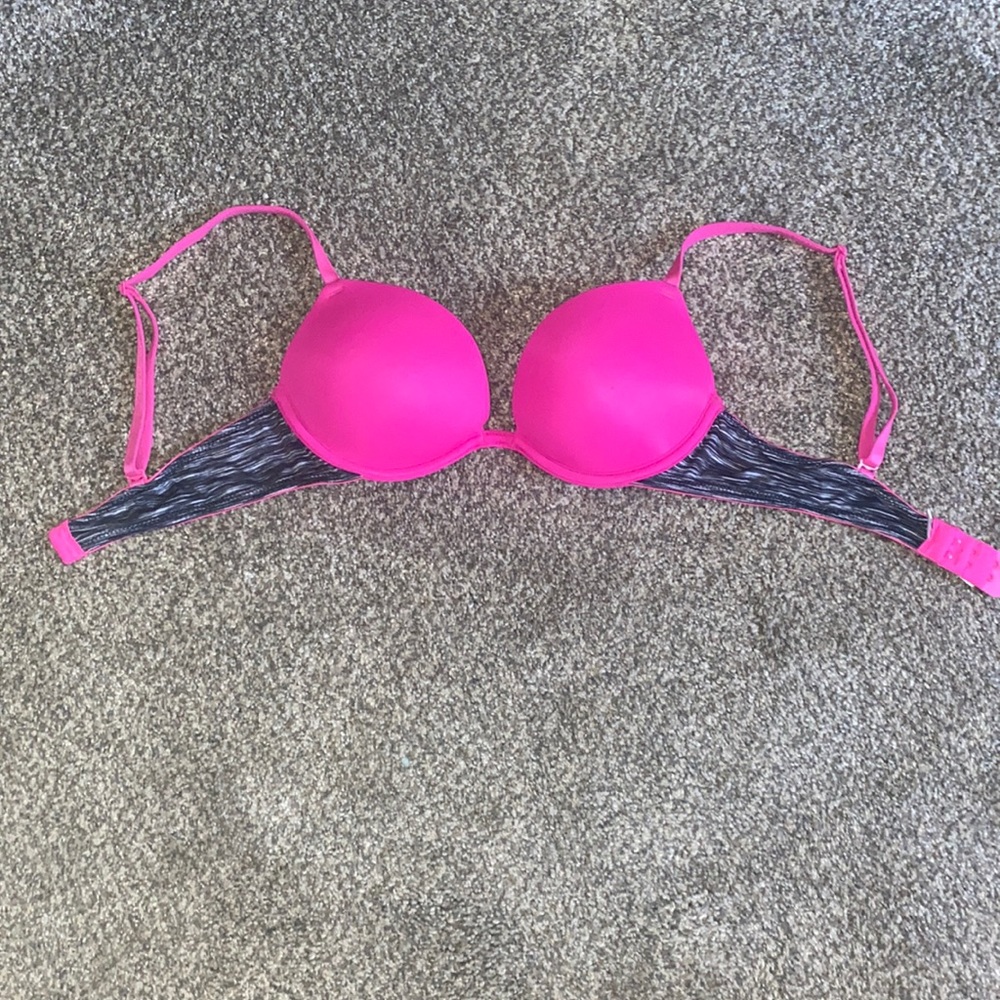 Victoria’s Secret Bombshell Bra